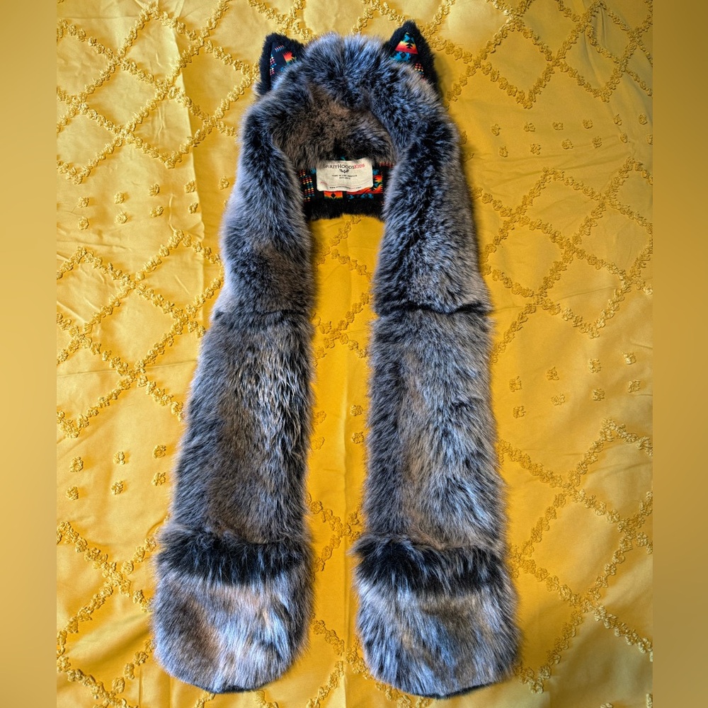 Spirit Hoods Los Angeles Black Wolf